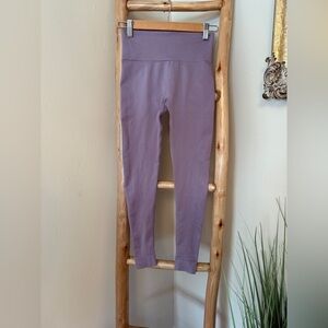 SET ACTIVE REVOLVE Leggings Size Small Havana Lilac Purple Seamless
